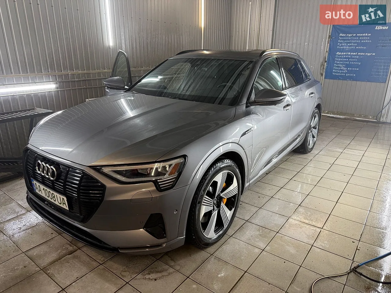 2022 Audi e-tron - мініатюра 31
