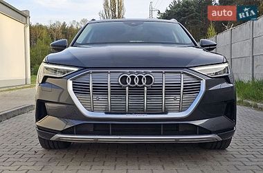 Позашляховик / Кросовер Audi e-tron 2019 в Вінниці