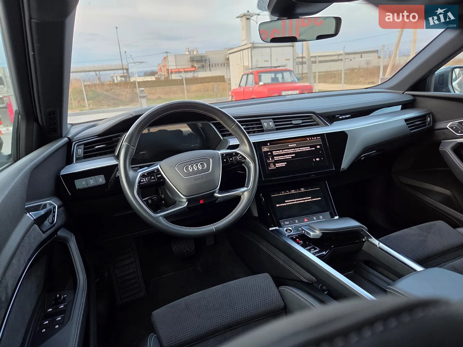 2021 Audi e-tron - мініатюра 6
