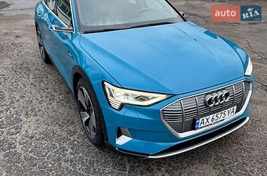 Внедорожник / Кроссовер Audi e-tron 2019 в Харькове