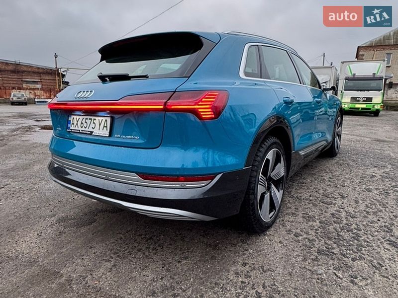 Внедорожник / Кроссовер Audi e-tron 2019 в Харькове