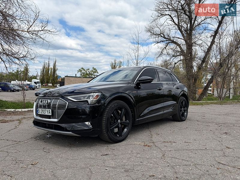 Внедорожник / Кроссовер Audi e-tron 2019 в Кременчуге