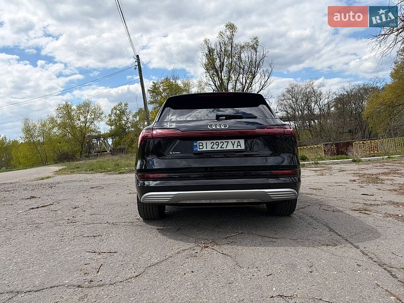 Внедорожник / Кроссовер Audi e-tron 2019 в Кременчуге