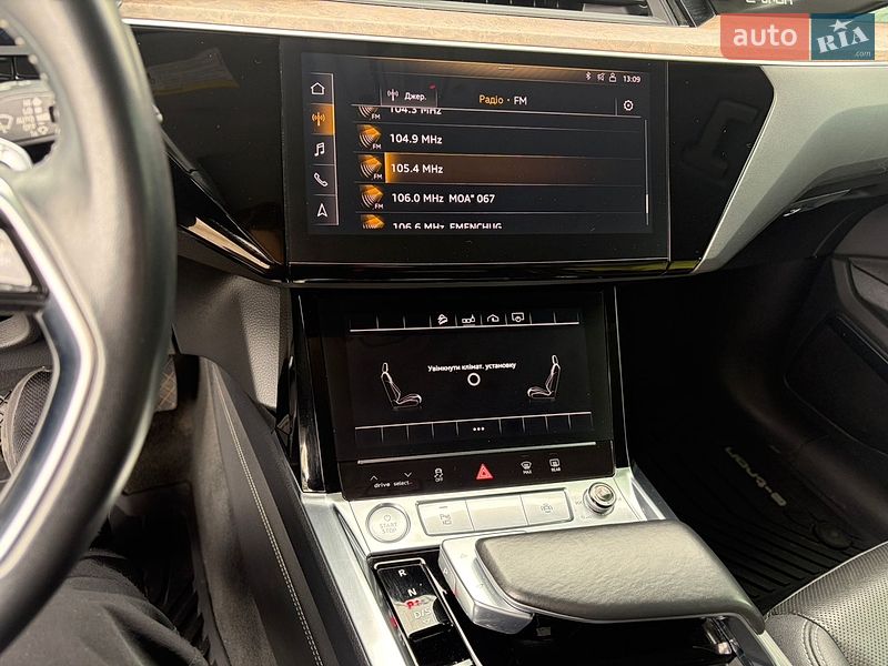 Внедорожник / Кроссовер Audi e-tron 2019 в Кременчуге