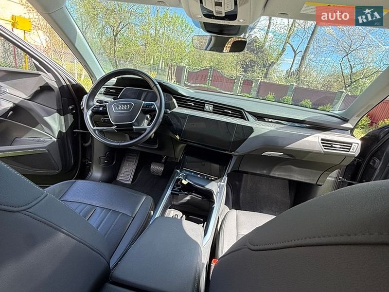 Внедорожник / Кроссовер Audi e-tron 2020 в Ивано-Франковске
