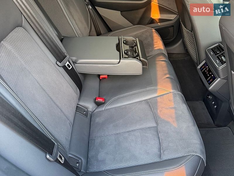 Внедорожник / Кроссовер Audi e-tron 2022 в Харькове