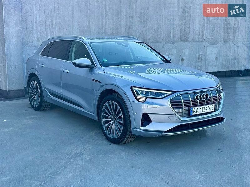 Внедорожник / Кроссовер Audi e-tron 2021 в Киеве фото 7 Внедорожник / Кроссовер Audi e-tron 2021 в Киеве