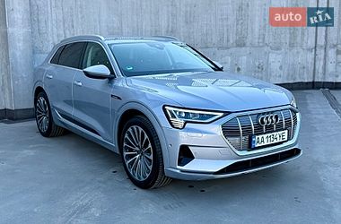 Внедорожник / Кроссовер Audi e-tron 2021 в Киеве фото 11 Внедорожник / Кроссовер Audi e-tron 2021 в Киеве