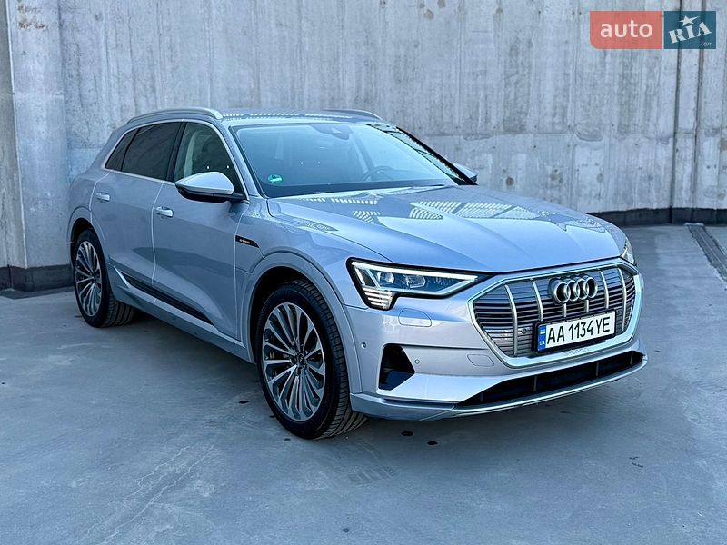 Внедорожник / Кроссовер Audi e-tron 2021 в Киеве фото 11 Внедорожник / Кроссовер Audi e-tron 2021 в Киеве