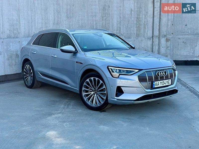 Внедорожник / Кроссовер Audi e-tron 2021 в Киеве фото 16 Внедорожник / Кроссовер Audi e-tron 2021 в Киеве