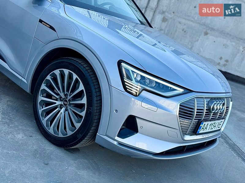 Внедорожник / Кроссовер Audi e-tron 2021 в Киеве фото 24 Внедорожник / Кроссовер Audi e-tron 2021 в Киеве