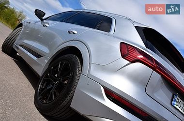 Внедорожник / Кроссовер Audi e-tron 2020 в Дрогобыче