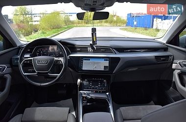 Внедорожник / Кроссовер Audi e-tron 2020 в Дрогобыче