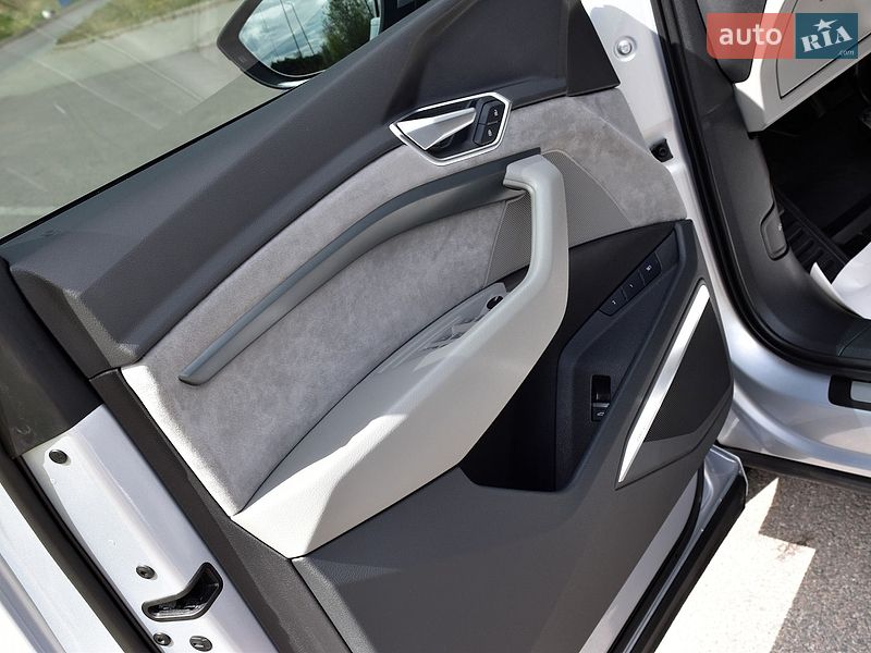 Внедорожник / Кроссовер Audi e-tron 2020 в Дрогобыче
