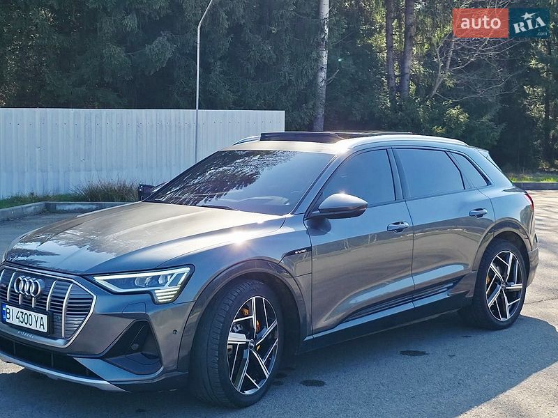 Внедорожник / Кроссовер Audi e-tron 2020 в Ивано-Франковске