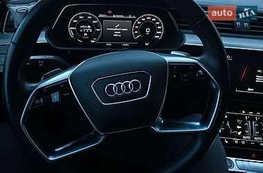 Внедорожник / Кроссовер Audi e-tron 2020 в Ивано-Франковске