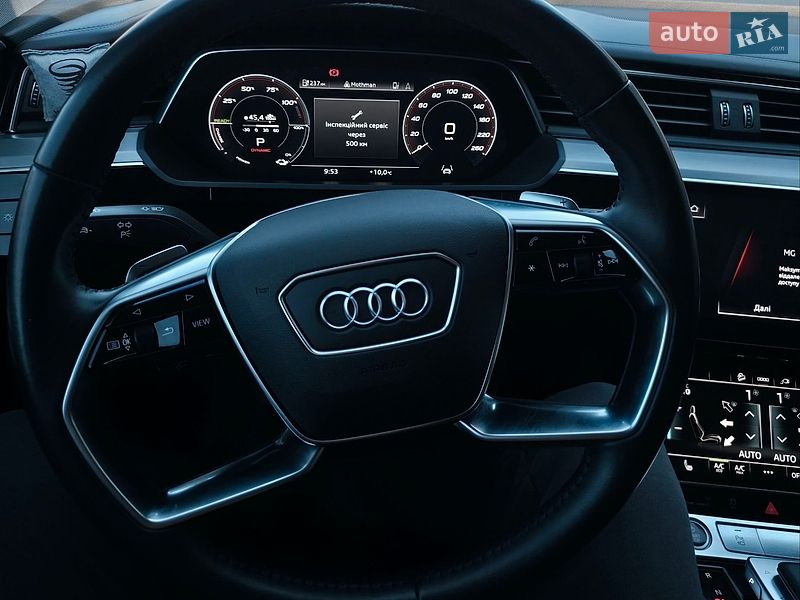 Внедорожник / Кроссовер Audi e-tron 2020 в Ивано-Франковске