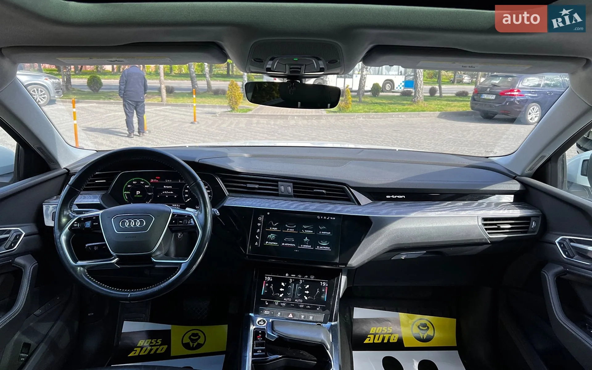 2021 Audi e-tron - мініатюра 13