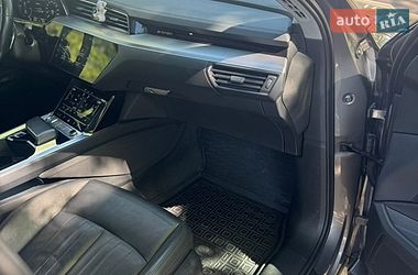 Позашляховик / Кросовер Audi e-tron 2020 в Вінниці