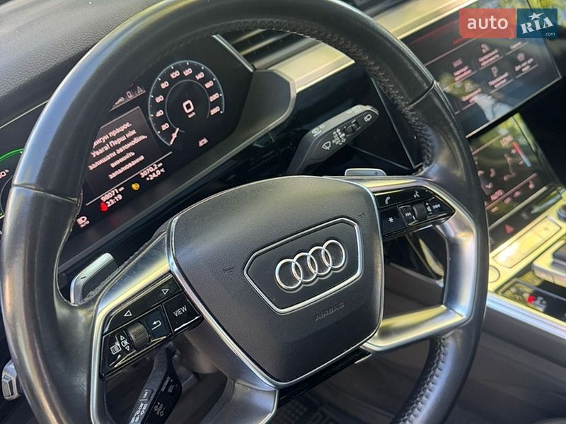 Позашляховик / Кросовер Audi e-tron 2020 в Вінниці