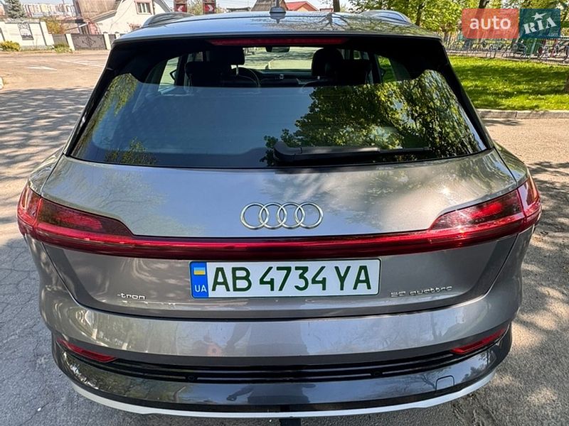 Позашляховик / Кросовер Audi e-tron 2020 в Вінниці