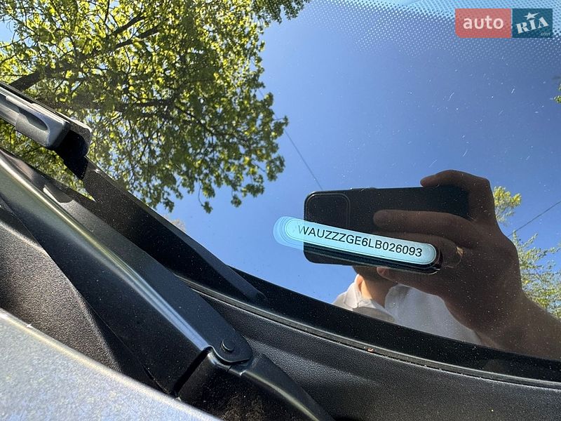 Позашляховик / Кросовер Audi e-tron 2020 в Вінниці