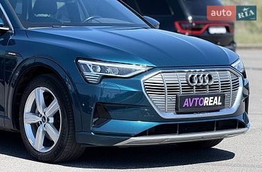 Внедорожник / Кроссовер Audi e-tron 2020 в Кривом Роге