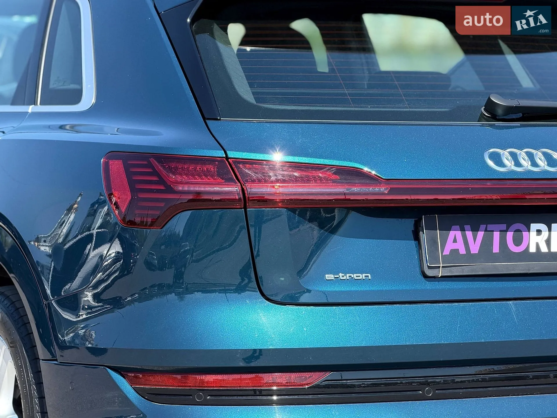 2020 Audi e-tron - мініатюра 23