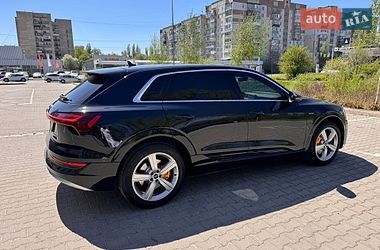 Внедорожник / Кроссовер Audi e-tron 2021 в Хмельницком
