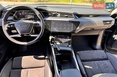 Внедорожник / Кроссовер Audi e-tron 2021 в Хмельницком