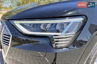 Внедорожник / Кроссовер Audi e-tron 2021 в Хмельницком