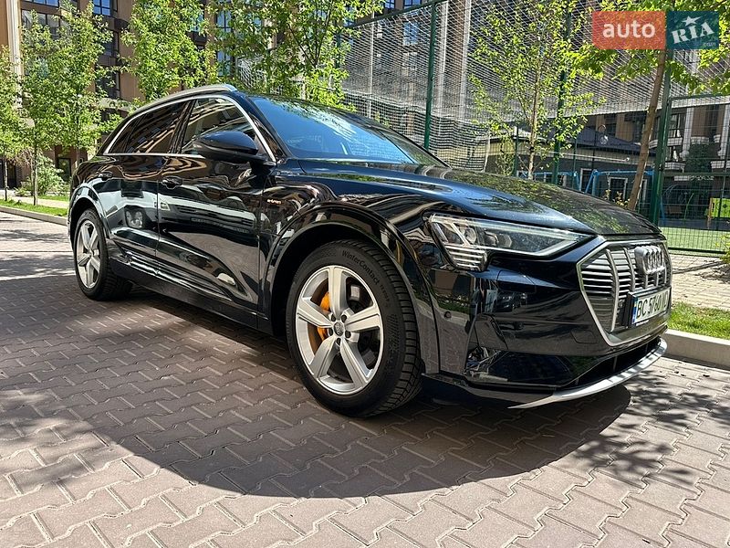 Внедорожник / Кроссовер Audi e-tron 2020 в Киеве