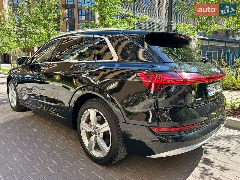Внедорожник / Кроссовер Audi e-tron 2020 в Киеве
