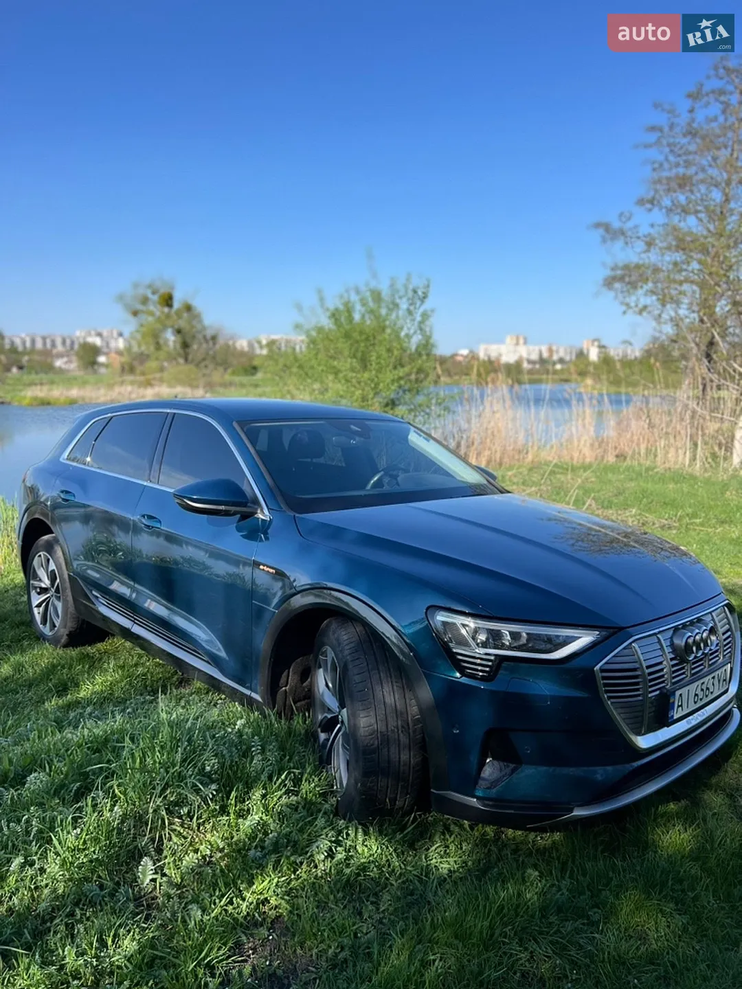2019 Audi e-tron - мініатюра 3