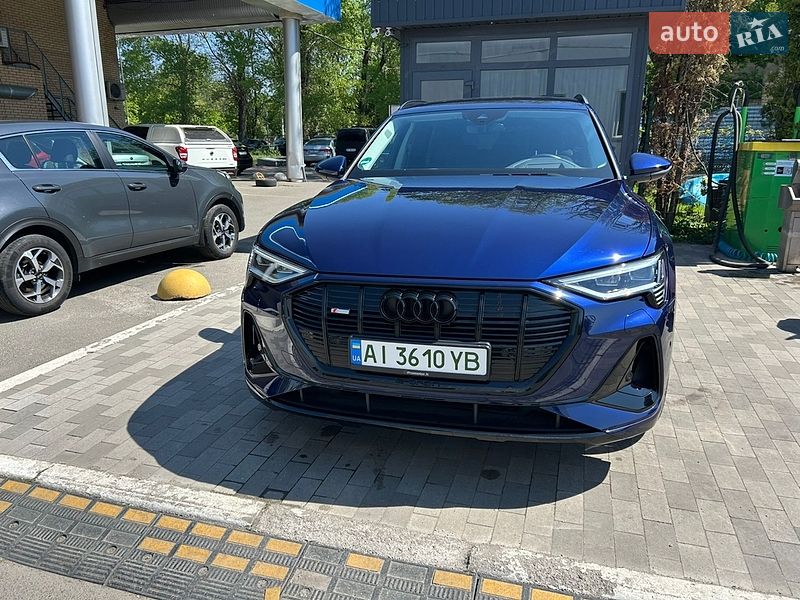 Внедорожник / Кроссовер Audi e-tron 2022 в Львове фото 10 Внедорожник / Кроссовер Audi e-tron 2022 в Львове