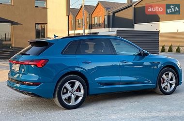 Внедорожник / Кроссовер Audi e-tron 2019 в Тернополе