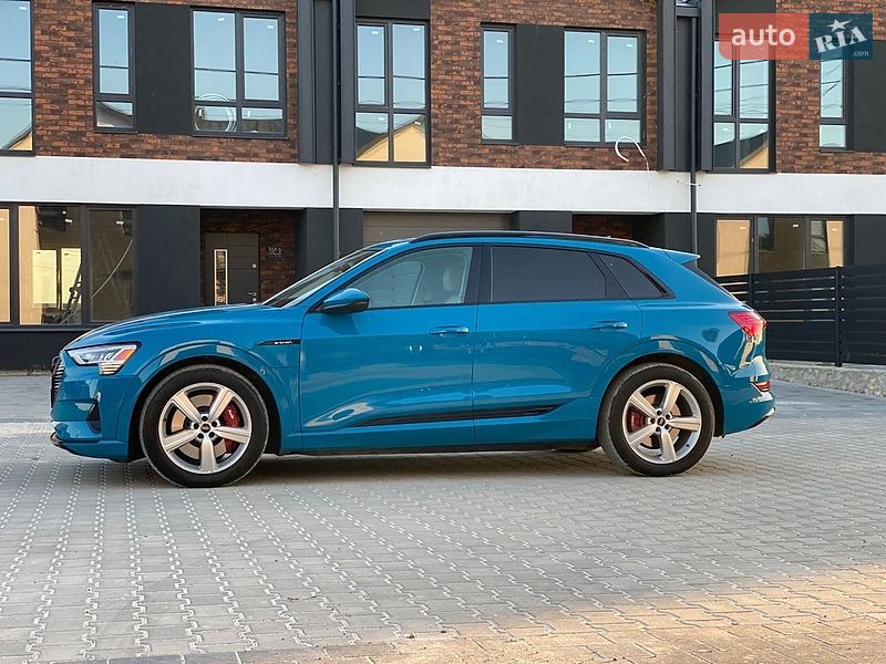 Внедорожник / Кроссовер Audi e-tron 2019 в Тернополе