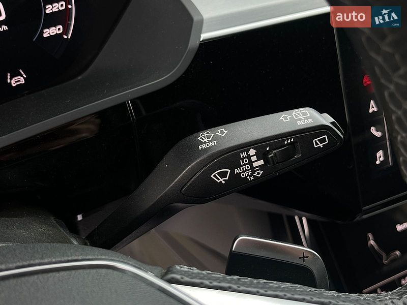Внедорожник / Кроссовер Audi e-tron 2022 в Мукачево