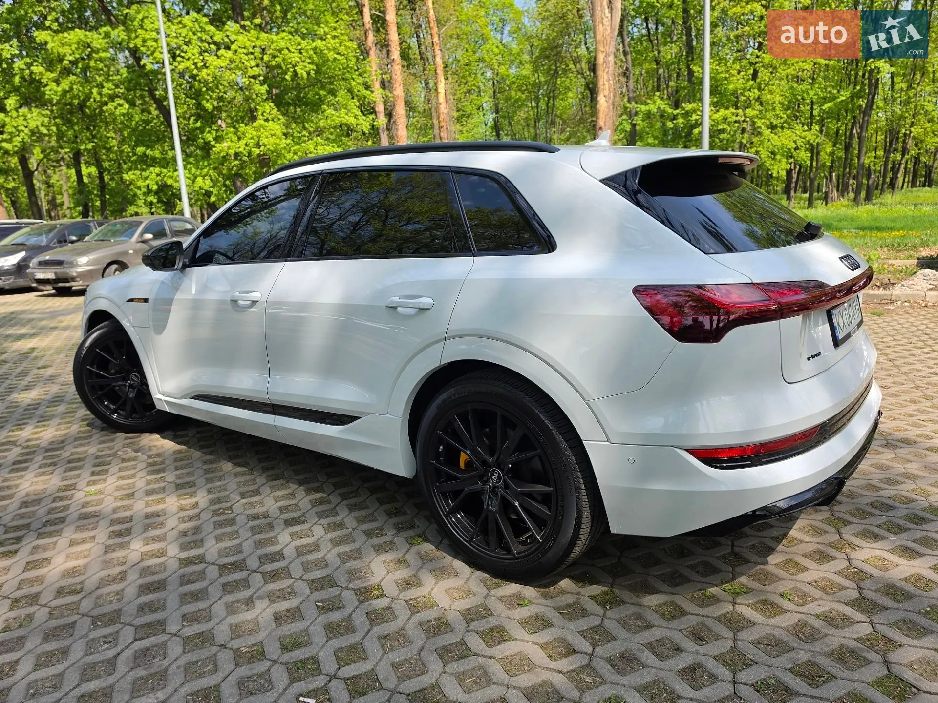 2022 Audi e-tron - мініатюра 9