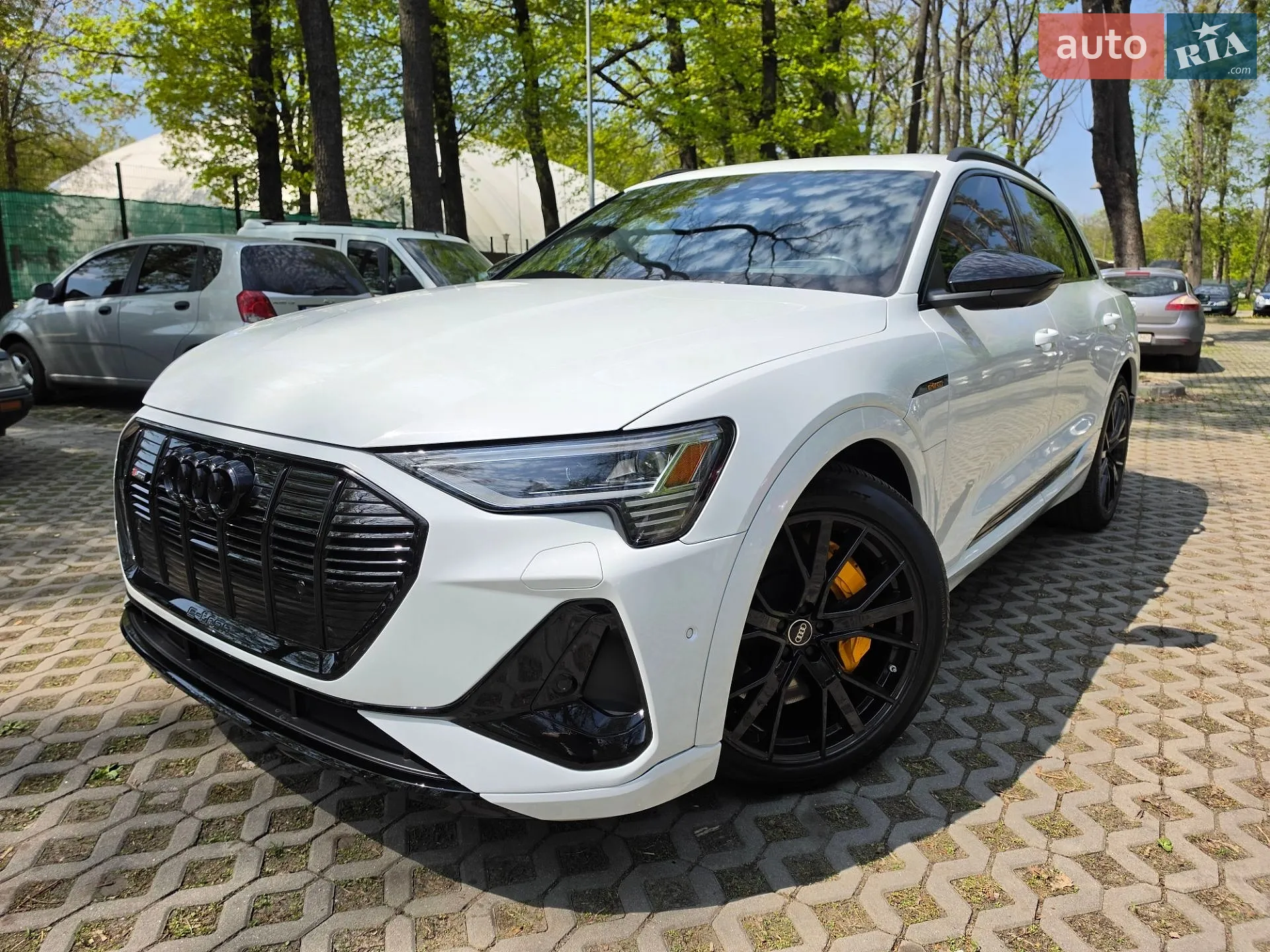 2022 Audi e-tron - мініатюра 13