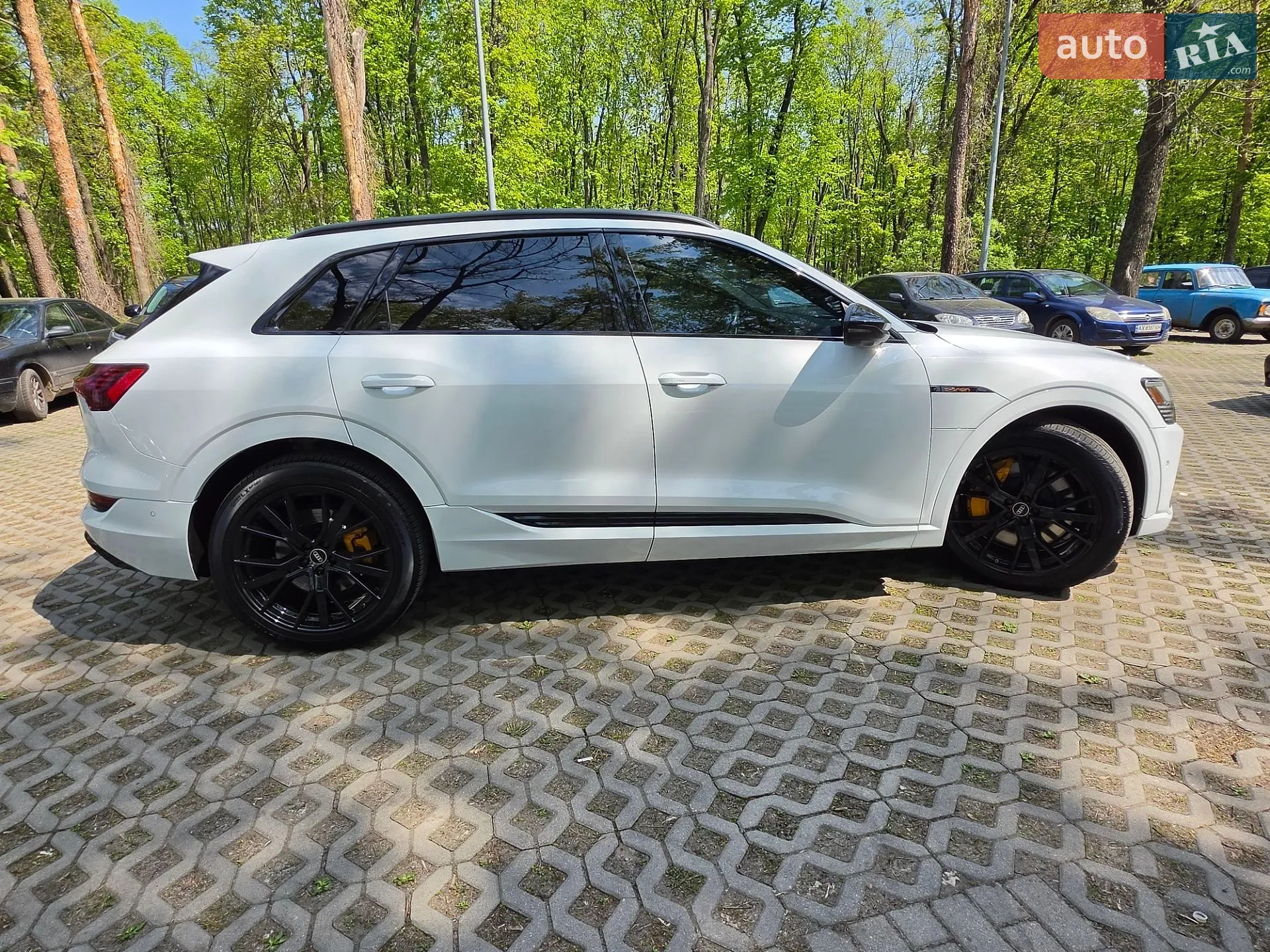 2022 Audi e-tron - мініатюра 18