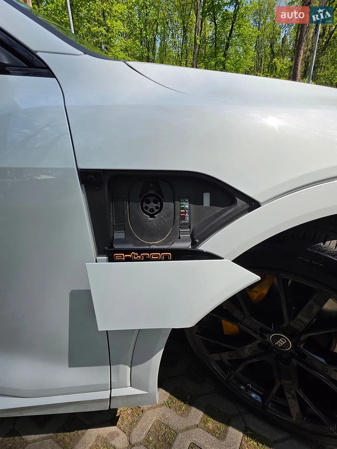 2022 Audi e-tron - мініатюра 20