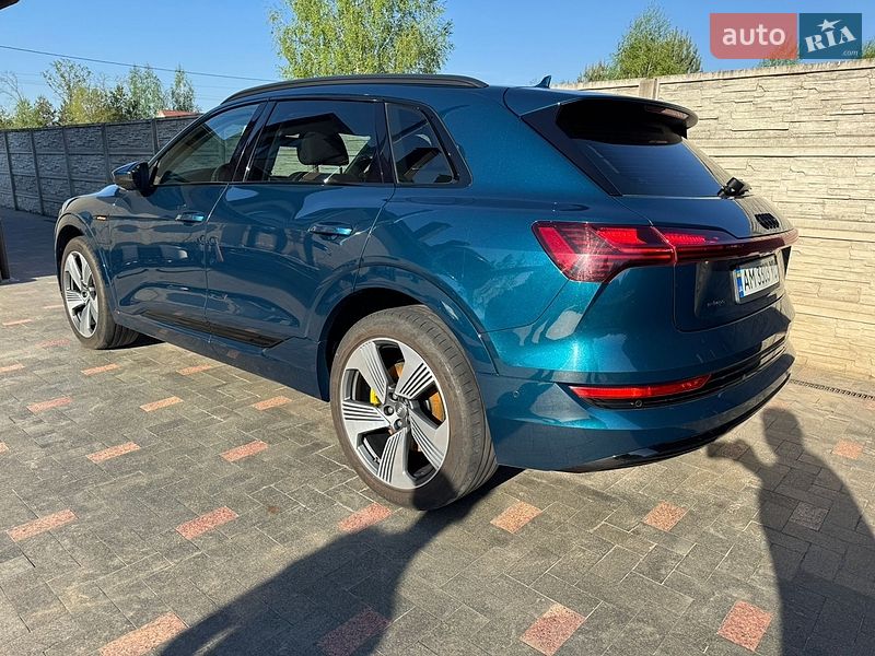 Внедорожник / Кроссовер Audi e-tron 2020 в Житомире