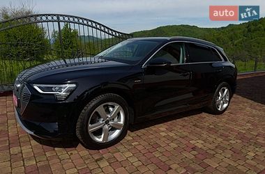 Внедорожник / Кроссовер Audi e-tron 2020 в Сваляве фото 10 Внедорожник / Кроссовер Audi e-tron 2020 в Сваляве