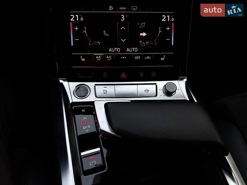 Внедорожник / Кроссовер Audi e-tron 2020 в Сваляве фото 44 Внедорожник / Кроссовер Audi e-tron 2020 в Сваляве