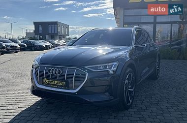 Внедорожник / Кроссовер Audi e-tron 2022 в Мукачево