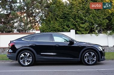 Внедорожник / Кроссовер Audi e-tron 2022 в Киеве