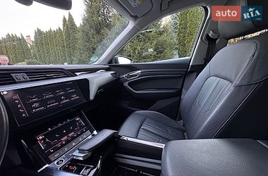 Внедорожник / Кроссовер Audi e-tron 2022 в Киеве