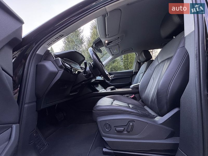 Внедорожник / Кроссовер Audi e-tron 2022 в Киеве