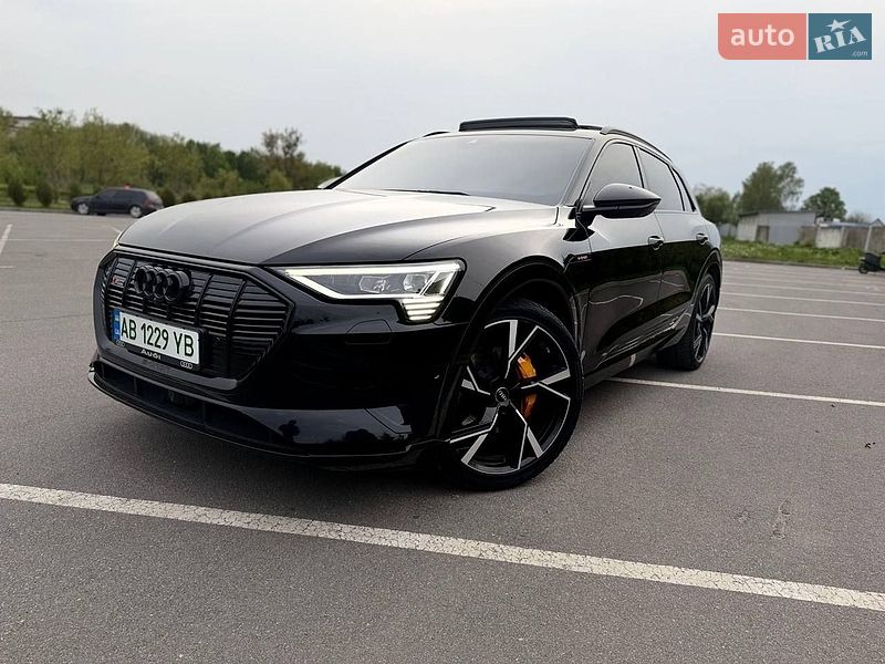 Внедорожник / Кроссовер Audi e-tron 2018 в Хмельнике